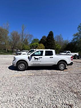 Oxford White 2025 Ford Maverick XL