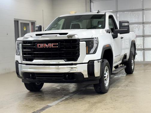 2025 GMC Sierra 2500 Base