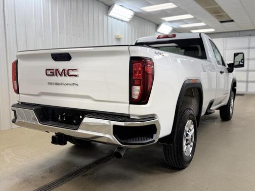 2025 GMC Sierra 2500 Base