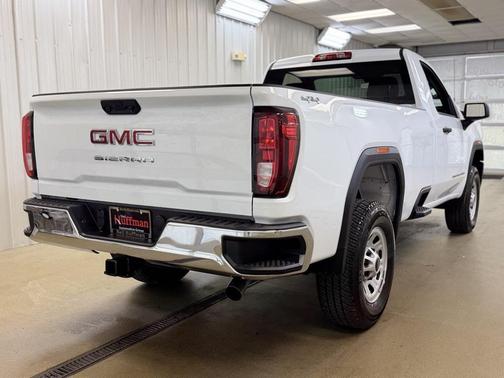 2025 GMC Sierra 3500 Base