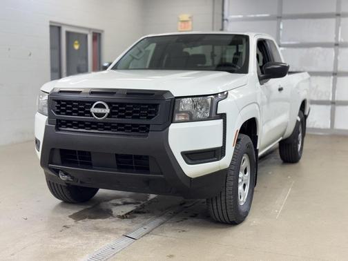 2025 Nissan Frontier S