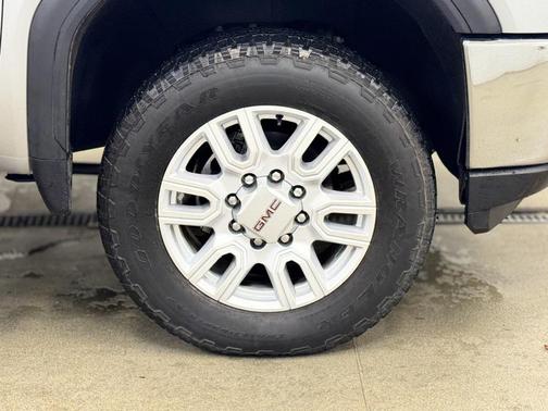 2022 GMC Sierra 2500 SLT