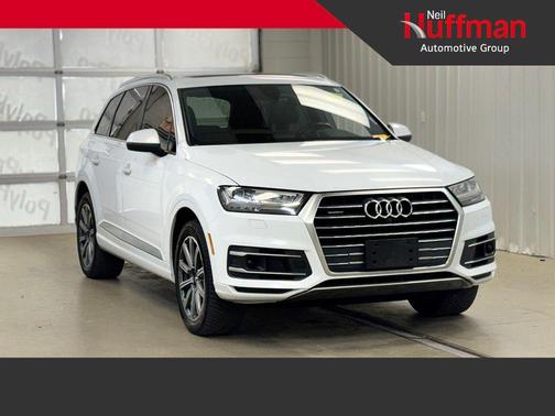Carrara White 2018 Audi Q7 2.0T Premium Plus