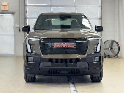 2026 GMC Sierra EV Extended Range Elevation