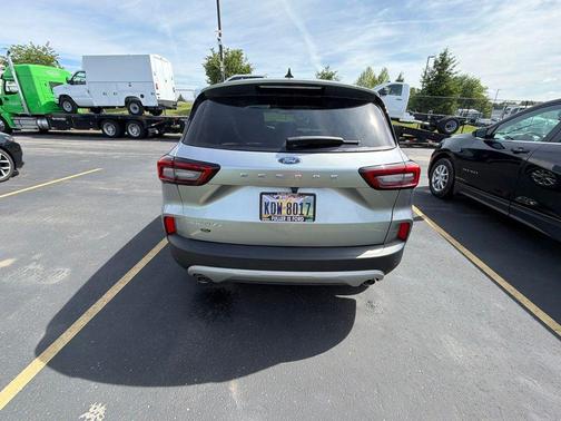 Iconic Silver Metallic 2023 Ford Escape Active