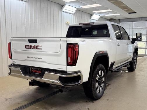 2020 GMC Sierra 2500 SLT
