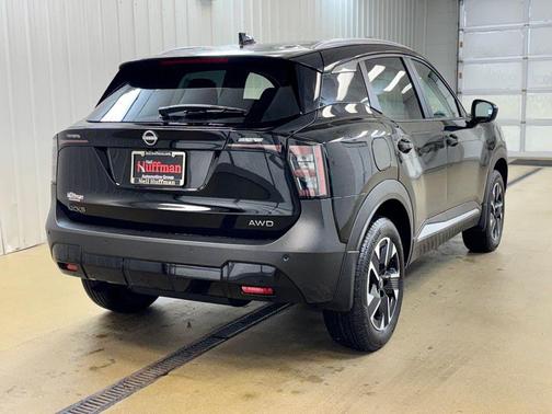 Super Black 2026 Nissan Kicks SV