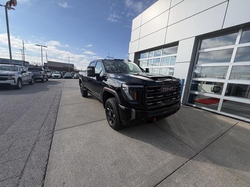 2024 GMC Sierra 2500 AT4