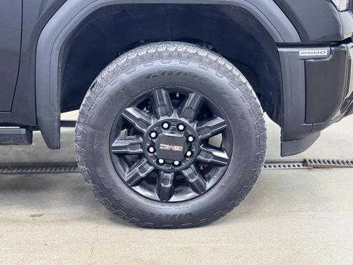 2024 GMC Sierra 2500 AT4