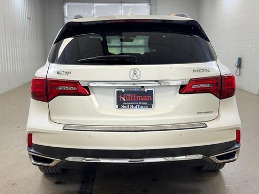 2017 Acura MDX 3.5L w/Advance & Entertainment Pkgs