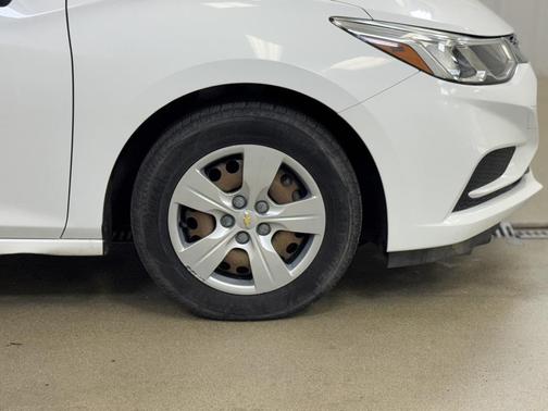 2017 Chevrolet Cruze LS