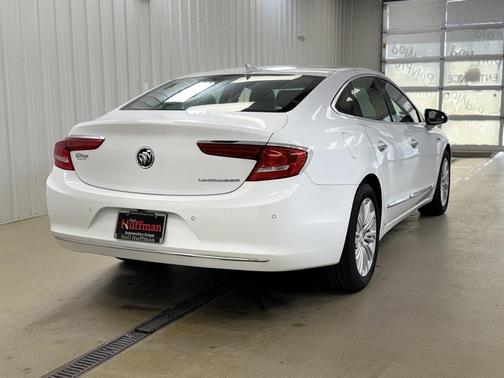 2019 Buick LaCrosse Essence