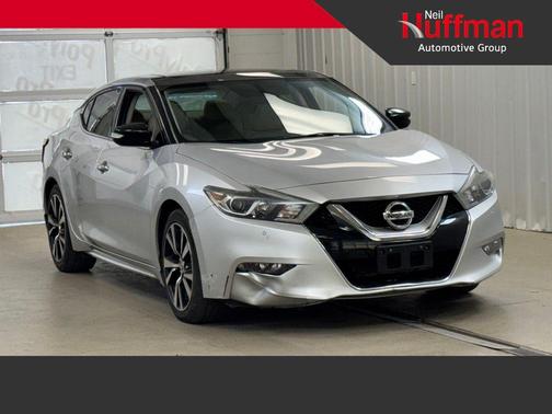 Brilliant Silver 2016 Nissan Maxima 3.5 SL