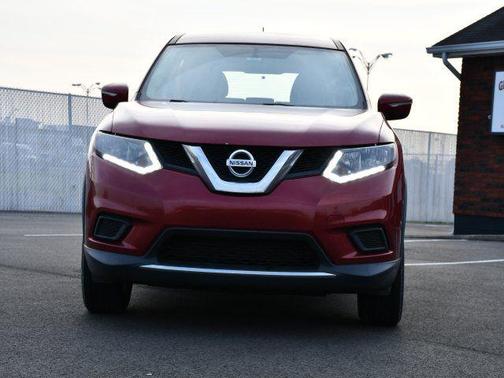 Cayenne Red Pearl 2015 Nissan Rogue S