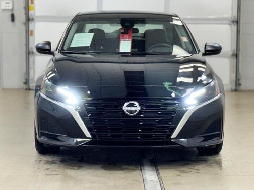 2025 Nissan Altima S FWD