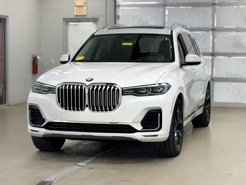 2021 BMW X7 xDrive40i