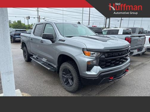 Sterling Gray Metallic 2023 Chevrolet Silverado 1500 Custom Trail Boss