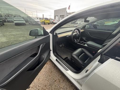 2020 Tesla Model Y Long Range Dual Motor All-Wheel Drive