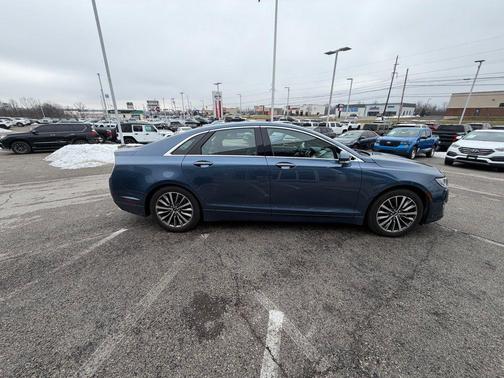2019 Lincoln MKZ Standard
