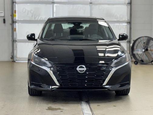 2025 Nissan Altima 2.5 SL