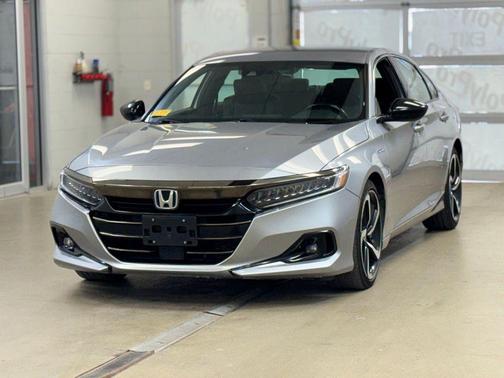 Lunar Silver Metallic 2022 Honda Accord Hybrid Sport
