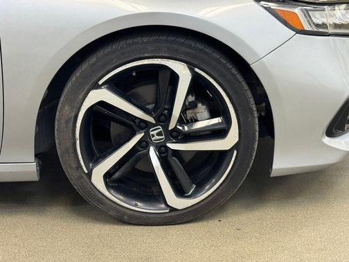 Lunar Silver Metallic 2022 Honda Accord Hybrid Sport
