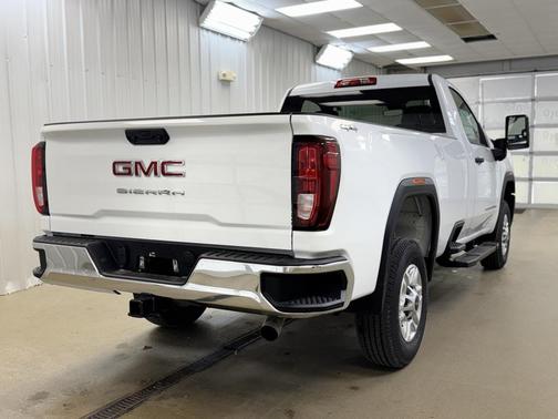 2025 GMC Sierra 2500 Base