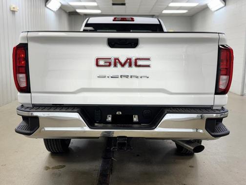 2025 GMC Sierra 2500 Base