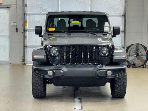 2022 Jeep Gladiator Willys 4x4