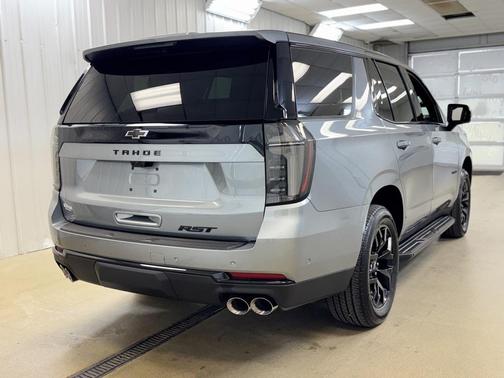 2026 Chevrolet Tahoe 4WD RST