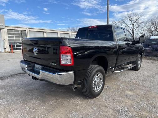2024 RAM 2500 Tradesman Crew Cab 4x4 6'4' Box