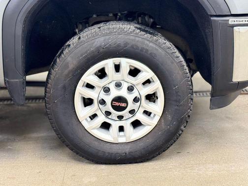 2024 GMC Sierra 3500 Base