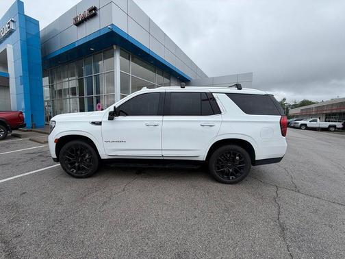 Summit White 2022 GMC Yukon SLT