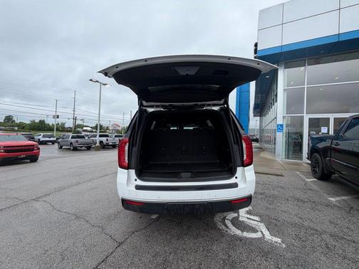 Summit White 2022 GMC Yukon SLT