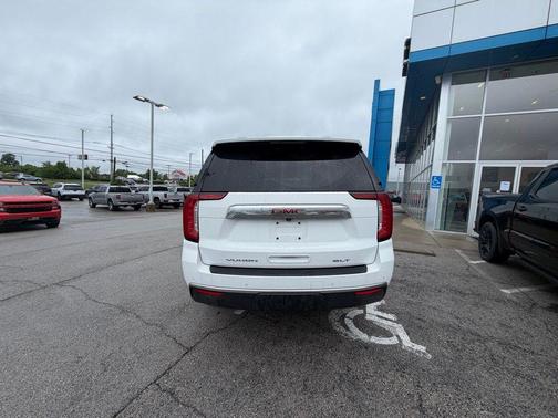 Summit White 2022 GMC Yukon SLT