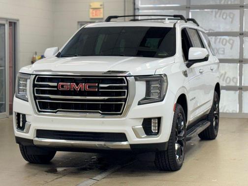 Summit White 2022 GMC Yukon SLT