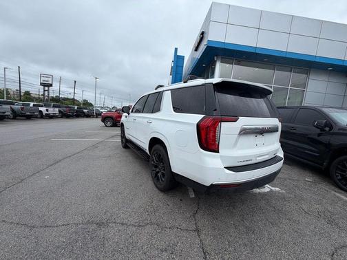 Summit White 2022 GMC Yukon SLT