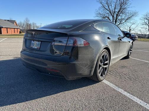 2021 Tesla Model S Plaid