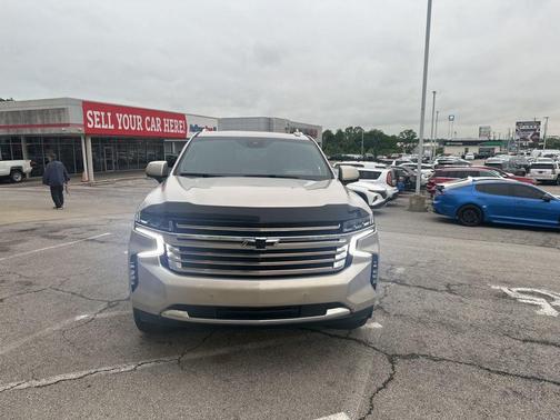 Empire Beige Metallic 2023 Chevrolet Tahoe 4WD High Country