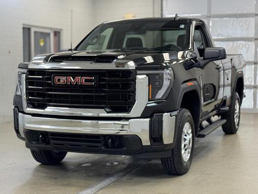 2025 GMC Sierra 2500 Base