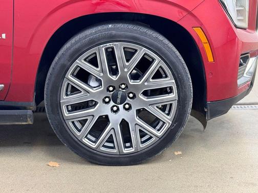 2025 GMC Yukon Denali Ultimate