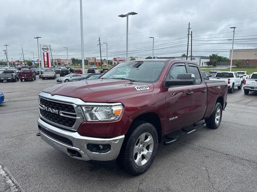Delmonico Red Pearlcoat 2023 RAM 1500 Big Horn/Lone Star