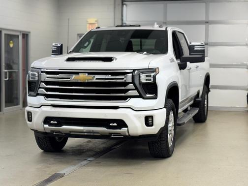 2025 Chevrolet Silverado 3500 High Country