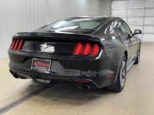 2015 Ford Mustang V6