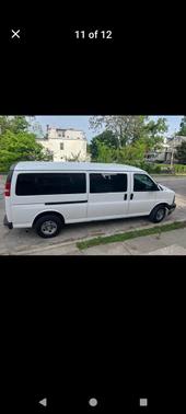 Summit White 2020 Chevrolet Express 3500 RWD 3500 Extended Wheelbase LT