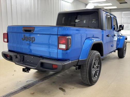2024 Jeep Gladiator Sport S