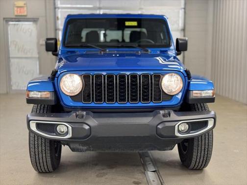 2024 Jeep Gladiator Sport S