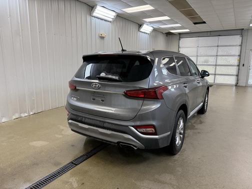 2019 Hyundai SANTA FE SE 2.4