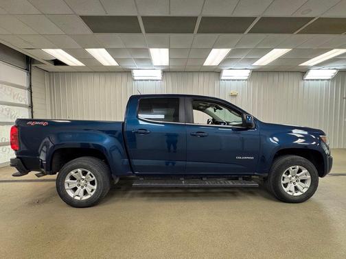 Pacific Blue Metallic 2020 Chevrolet Colorado LT