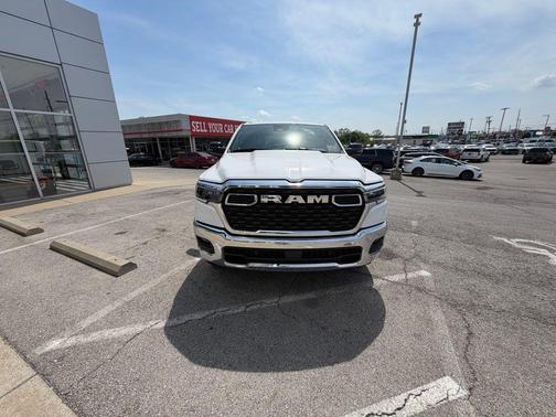 Bright White Clearcoat 2025 RAM 1500 Big Horn/Lone Star